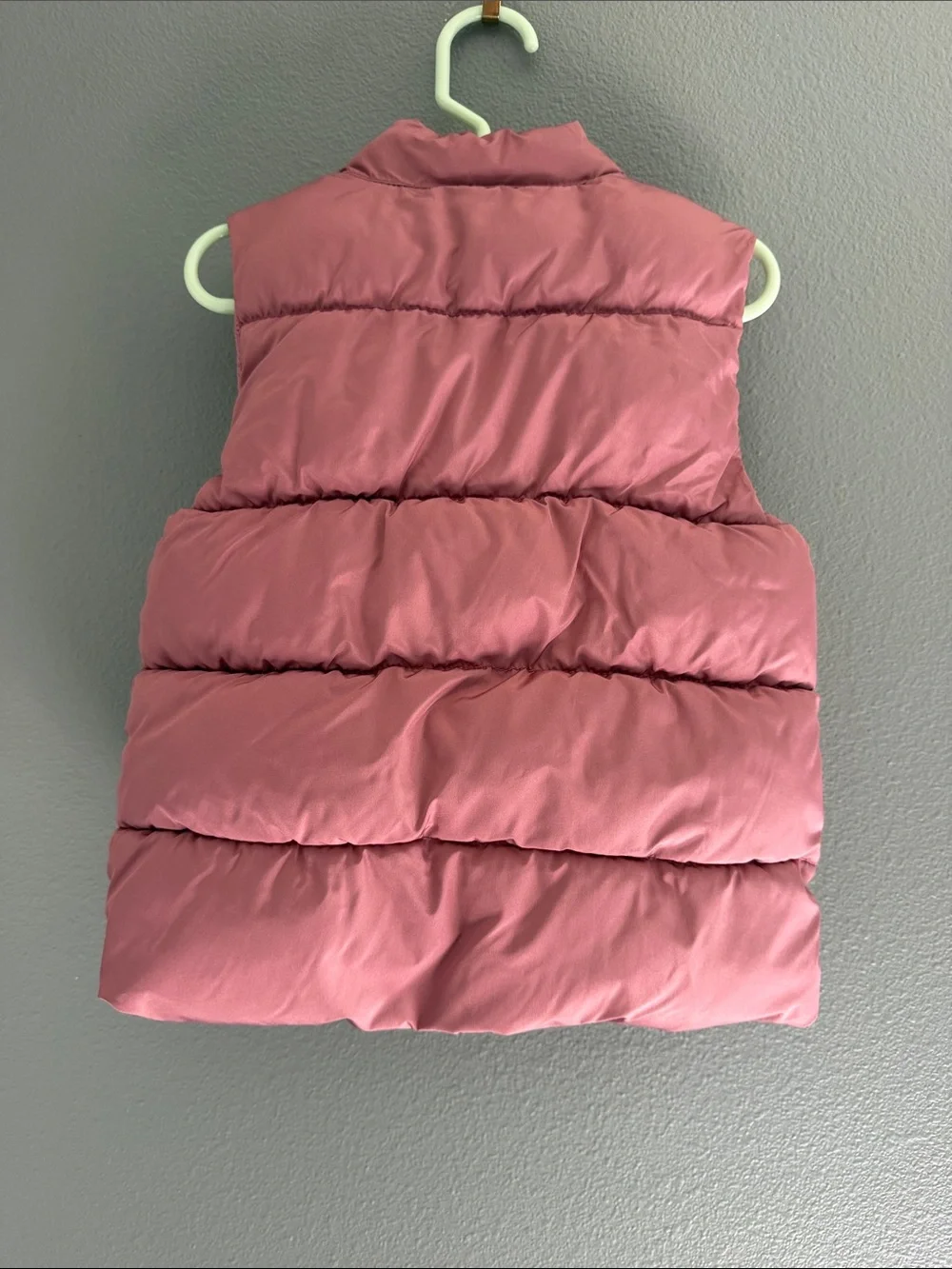 Old Navy Puffer Vest